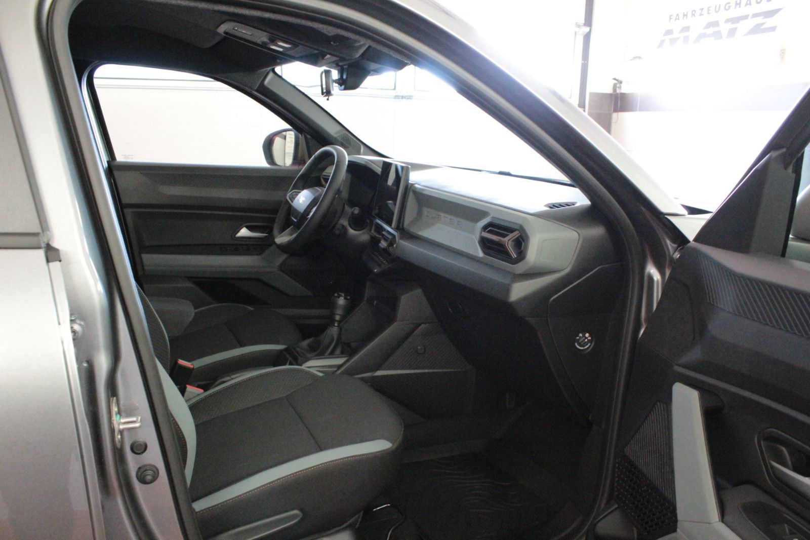 Fahrzeugabbildung Dacia Duster mild Hybrid 130 Extreme*Winter+*Technik-P