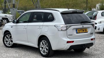 Mitsubishi Outlander - 6