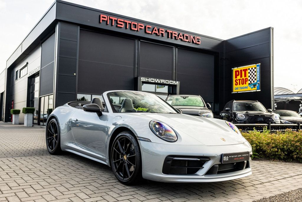 Image of Porsche 992