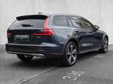 Volvo V 60 Cross Country B4 AWD Plus Pano LED Harman/K - blaue Volvo V60 Cross Country