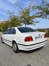 BMW 540i A - - BMW 540 aus 1998: 540i