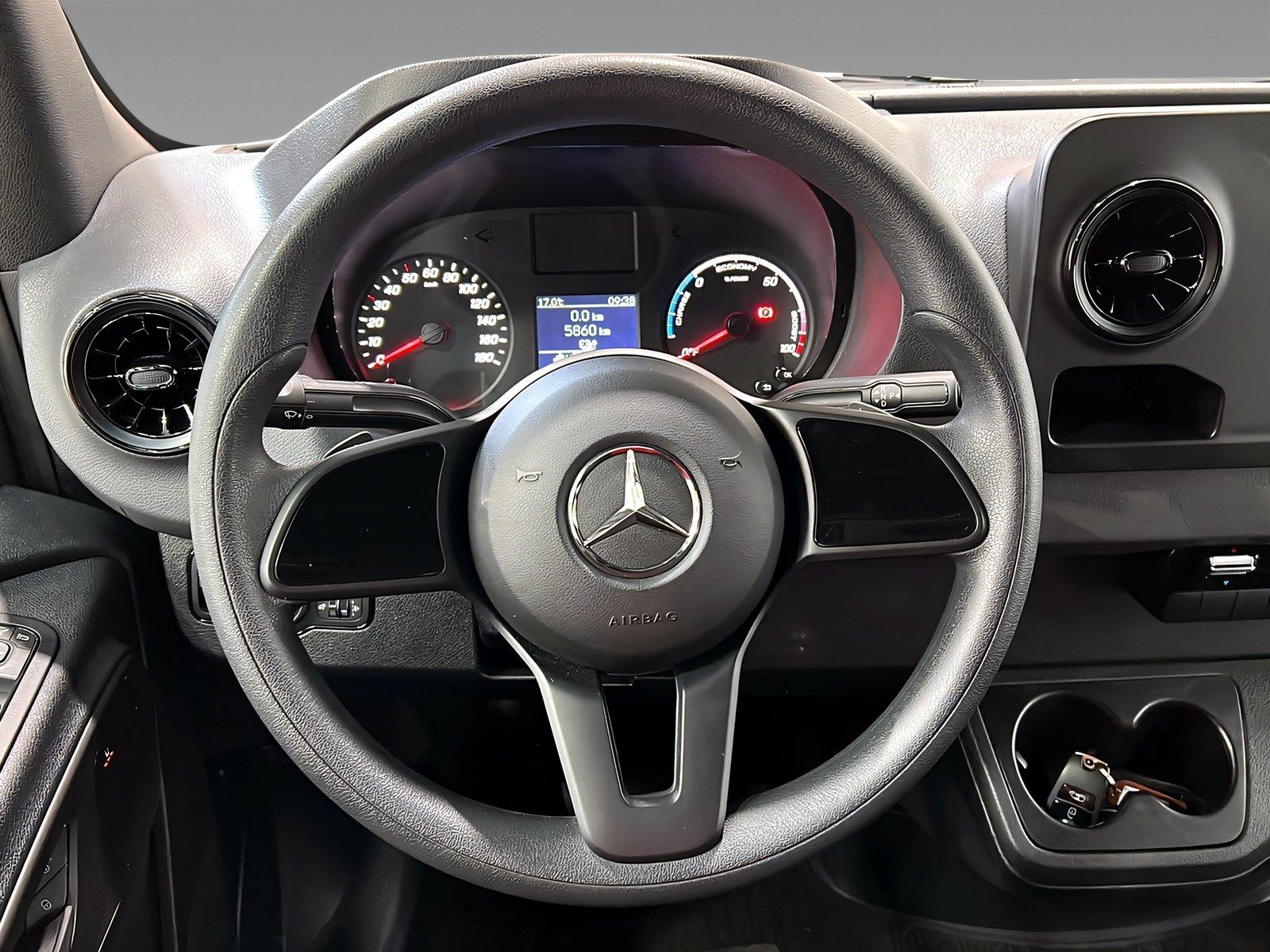 Mercedes-Benz eSprinter Kasten 312 L2H2 Kamera+Warnleuchten