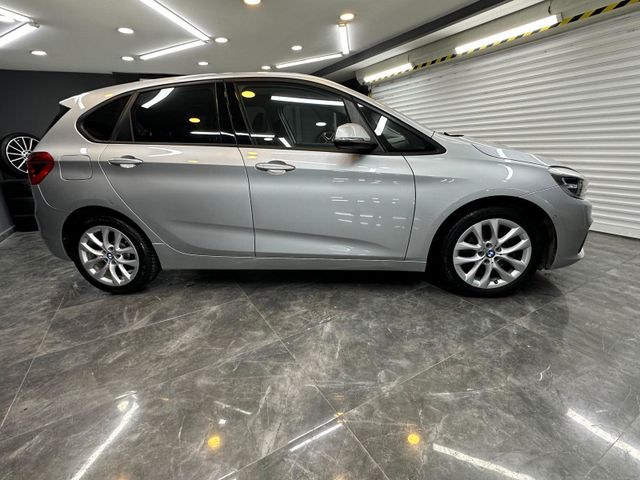 BMW 218d Active Tourer Sport Line TOP GEPFLEGT 