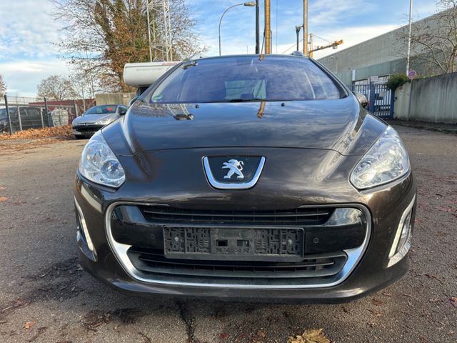 Peugeot 308 SW  Allure PDC Panorama EURO 5 HU 4.2025