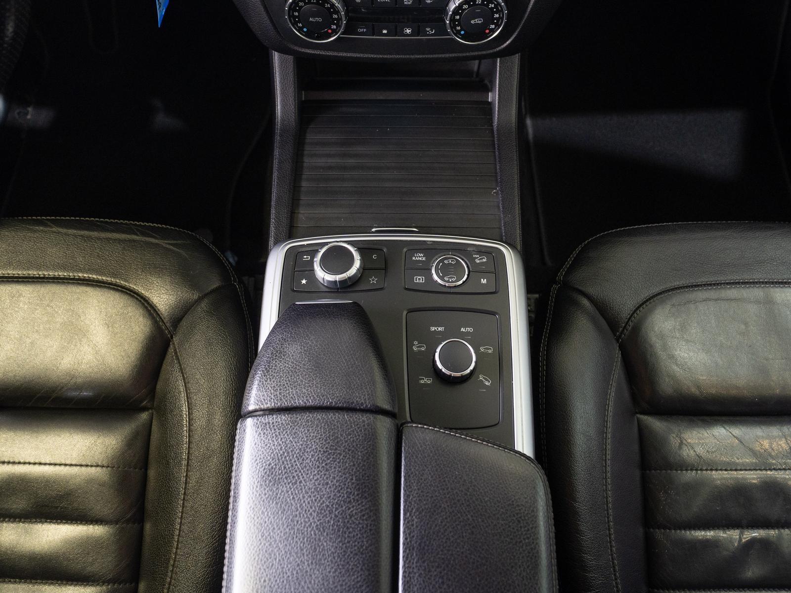 Mercedes-Benz ML 350 4 Matic *AHK*R-KAMERA*MEMORY*LEDER*