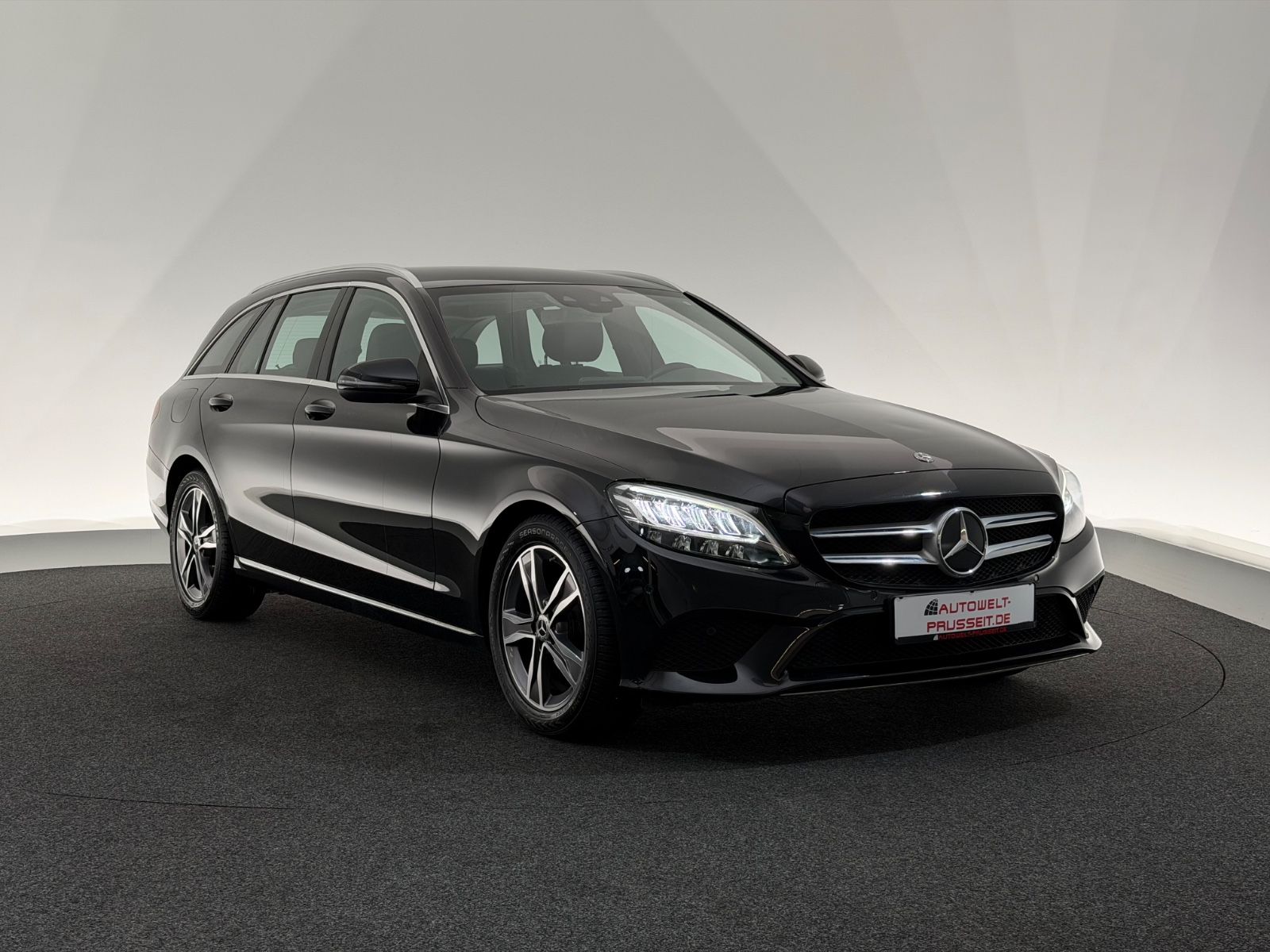 Gebrauchtwagen Mercedes-Benz C 180 C 180 T-Modell*AVANTGARDE*LED-R.KAM-APP-AMBIENTE in Künzell