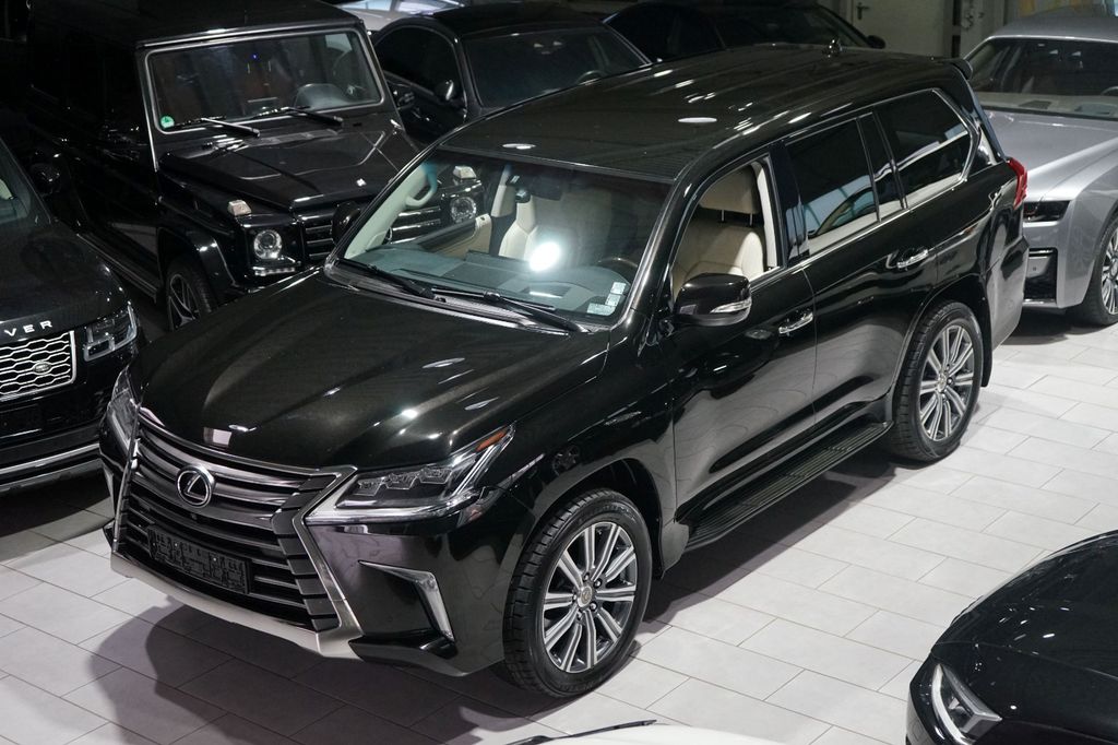 Lexus LX 450