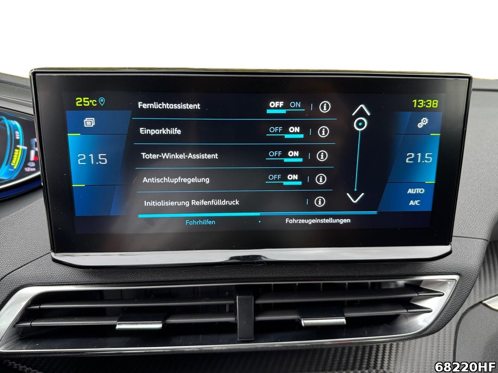 Fahrzeugabbildung Peugeot 3008 Allure 1.6 Hybrid 225 Allure*NAVI*PDC*SHZ*