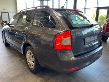 Skoda Octavia Combi Ambiente *AHK*SZHZ*TEMPOMAT*AUTO.*