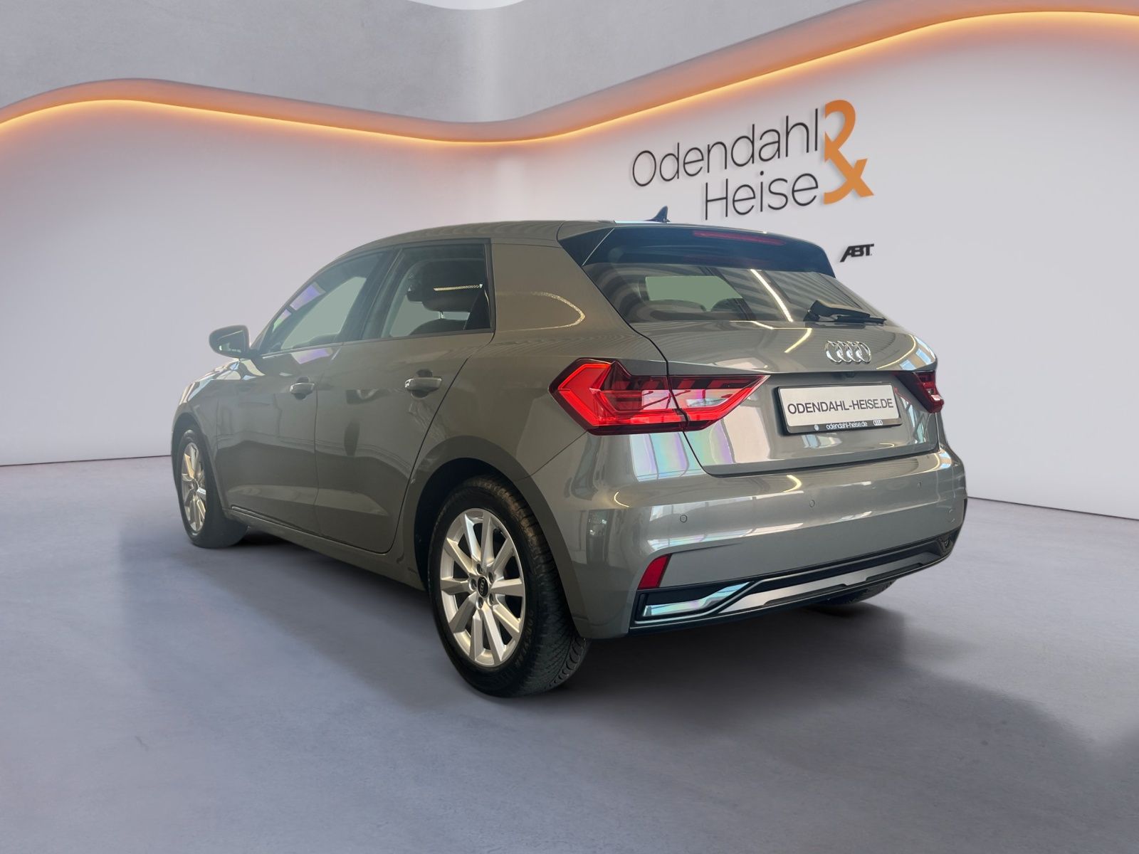 Audi A1 Sportback advanced TFSI S tronic *Ambiente* imagem 3