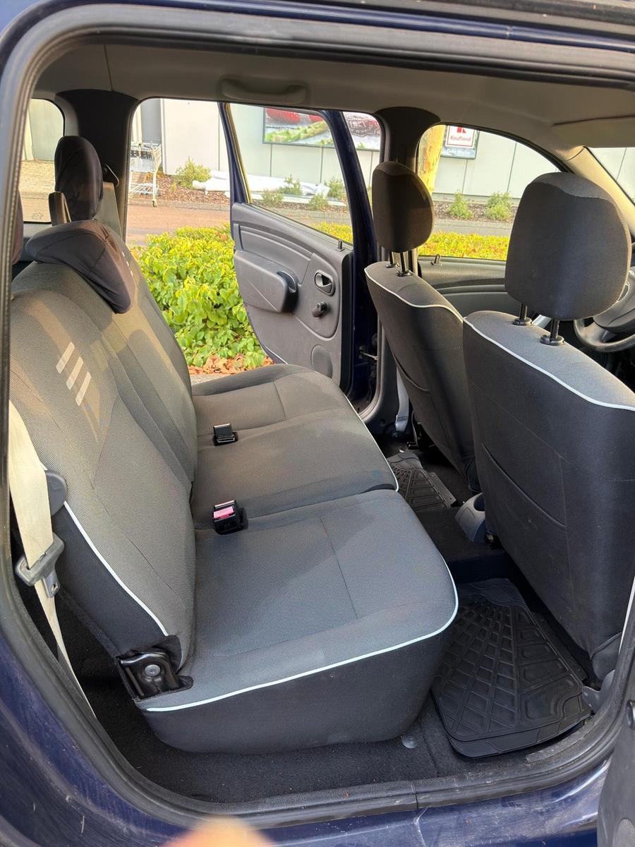 Dacia Logan 2012 — photo 7