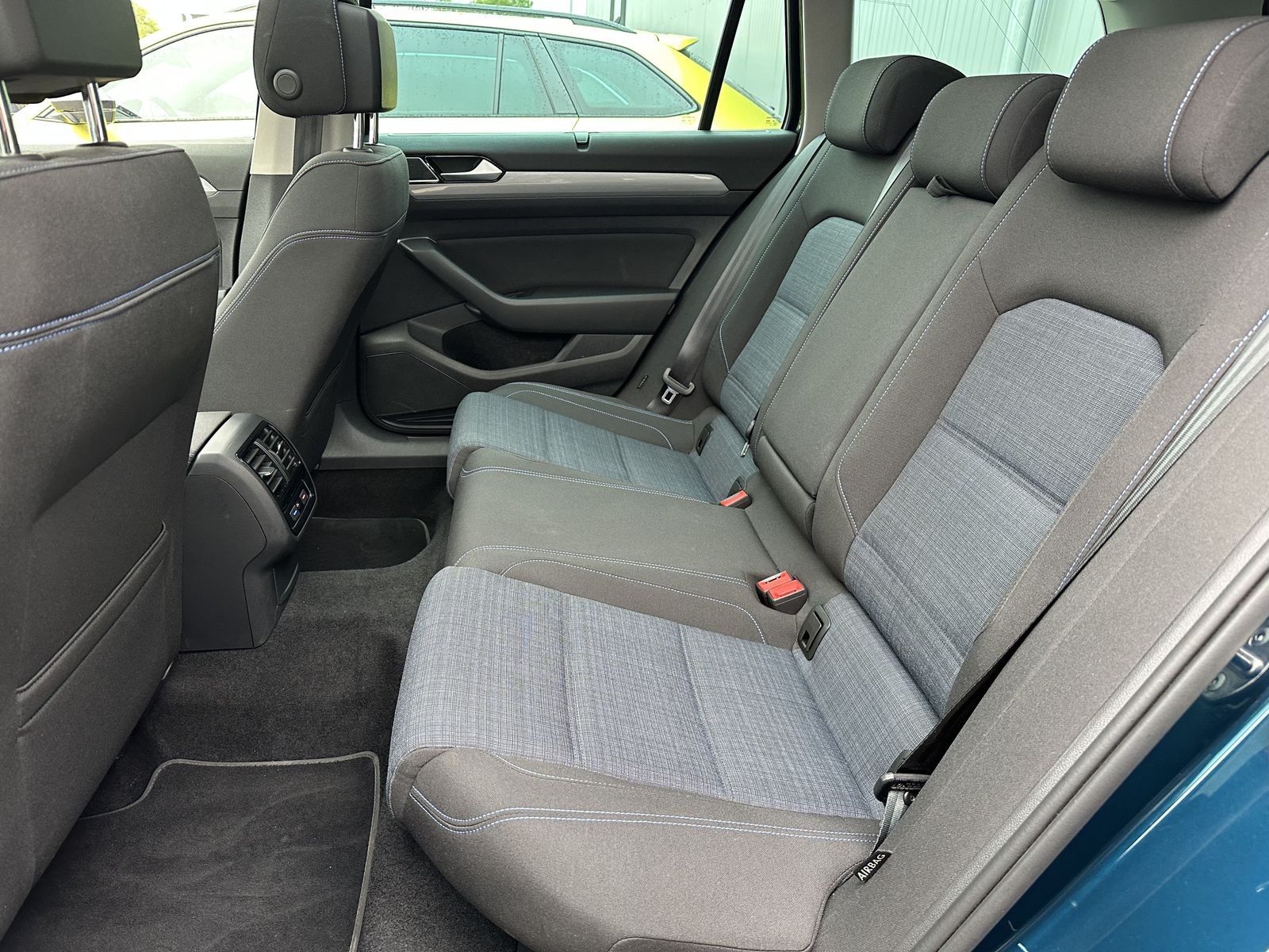 Fahrzeugabbildung Volkswagen Passat Variant GTE NAV+IQ-LIGHT+PANORAMA+ACC+VC