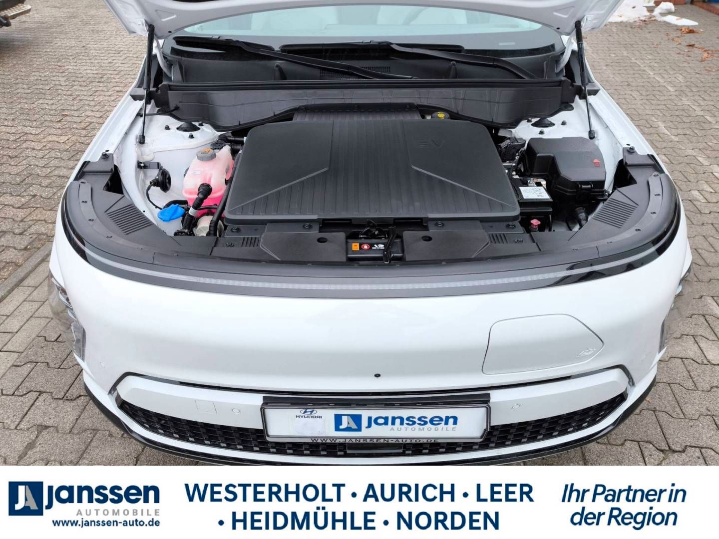 Fahrzeugabbildung Hyundai KONA Elektro 49kWh Trend/Assistenz-Paket/Navi/36