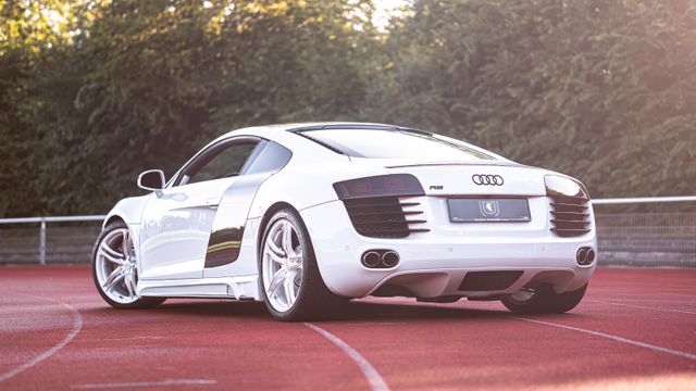 Fahrzeugabbildung Audi R8 4.2 V8/Unikat/30k Investiert/Sammlerfahrzeug