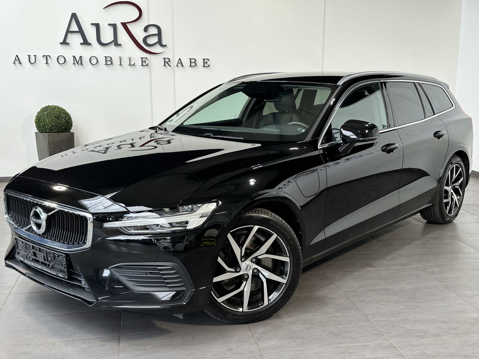 Fahrzeugabbildung Volvo V60 T6 AWD Inscription Expression NAV+LED+DAB+PP