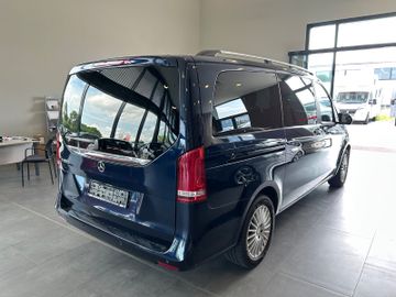 Mercedes V 220 - 5