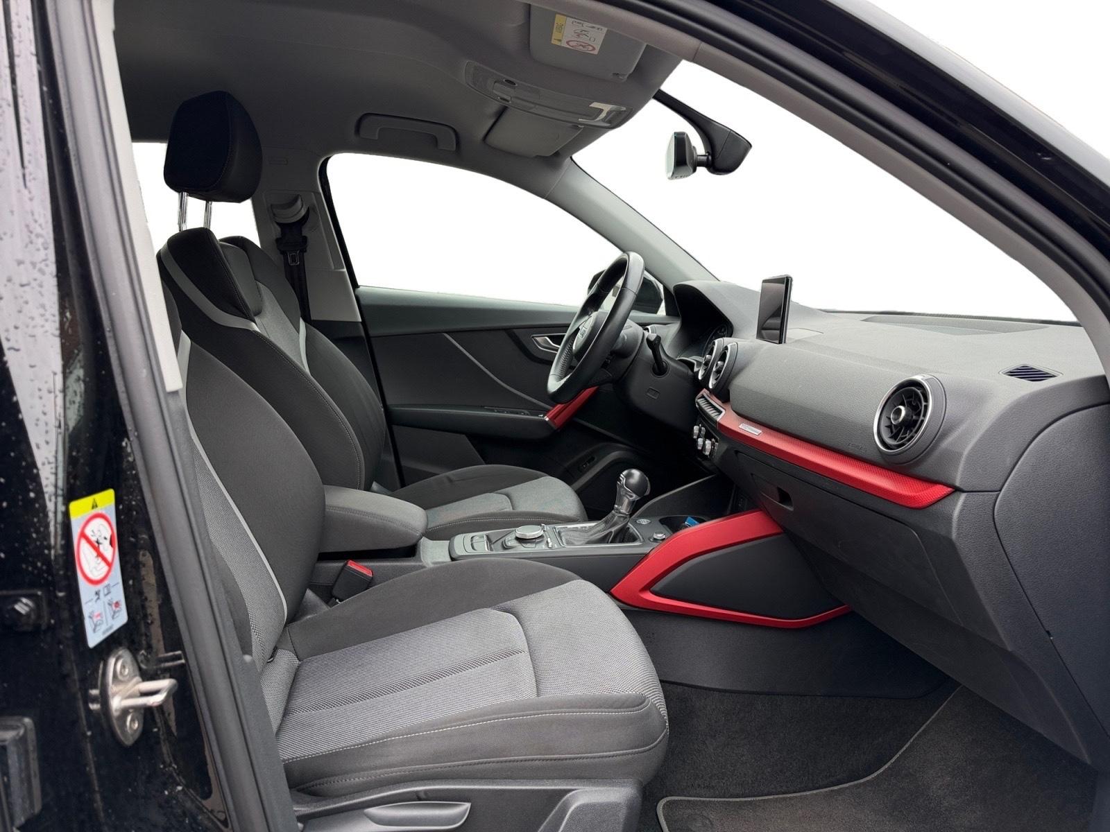 Audi Q2 sport ultra Automatik Klimaautomatik Navi