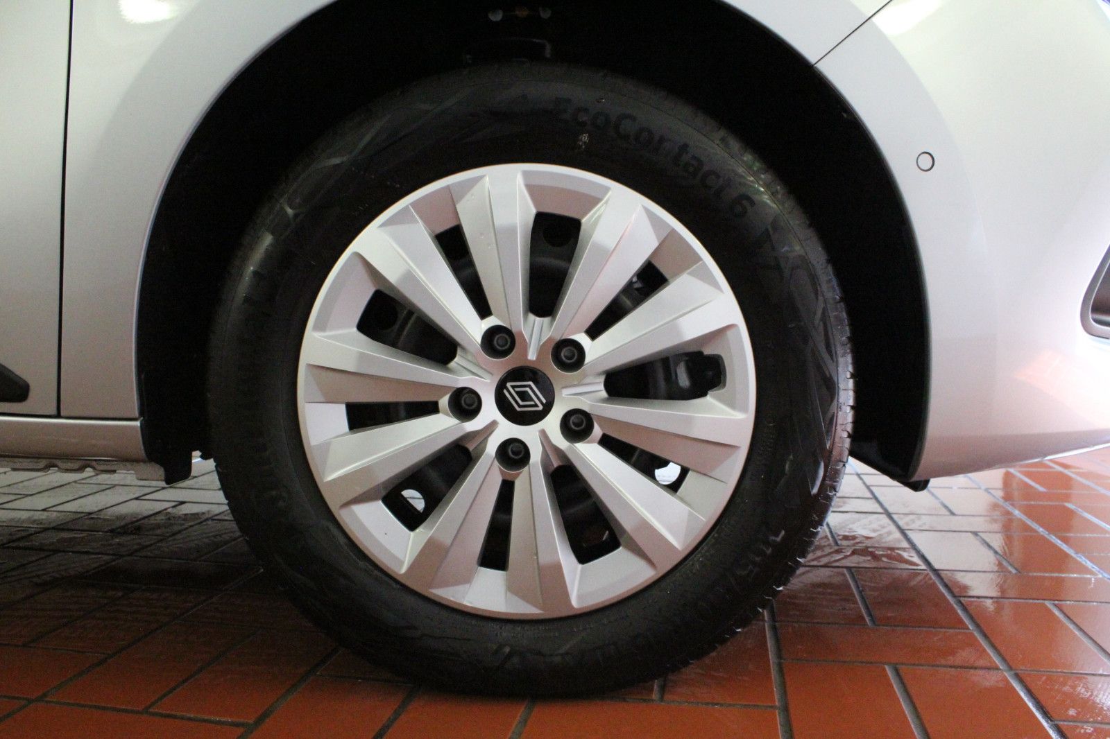 Fahrzeugabbildung Renault Kangoo Grand Techno TCe 130 EDC 7-Sitzer