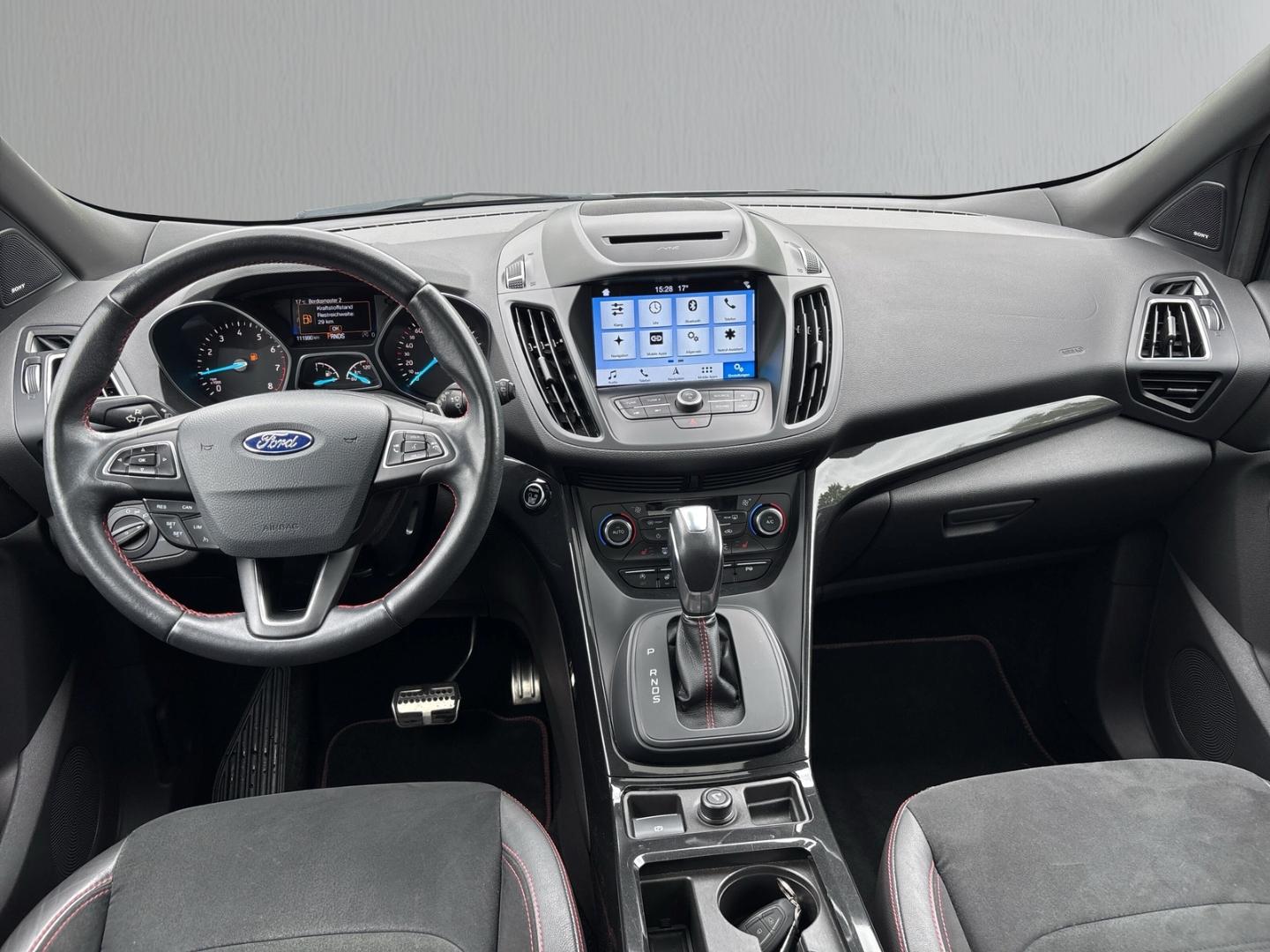 Ford Kuga ST-Line 2.0EcoBoost RFK PANO WinterP GJR