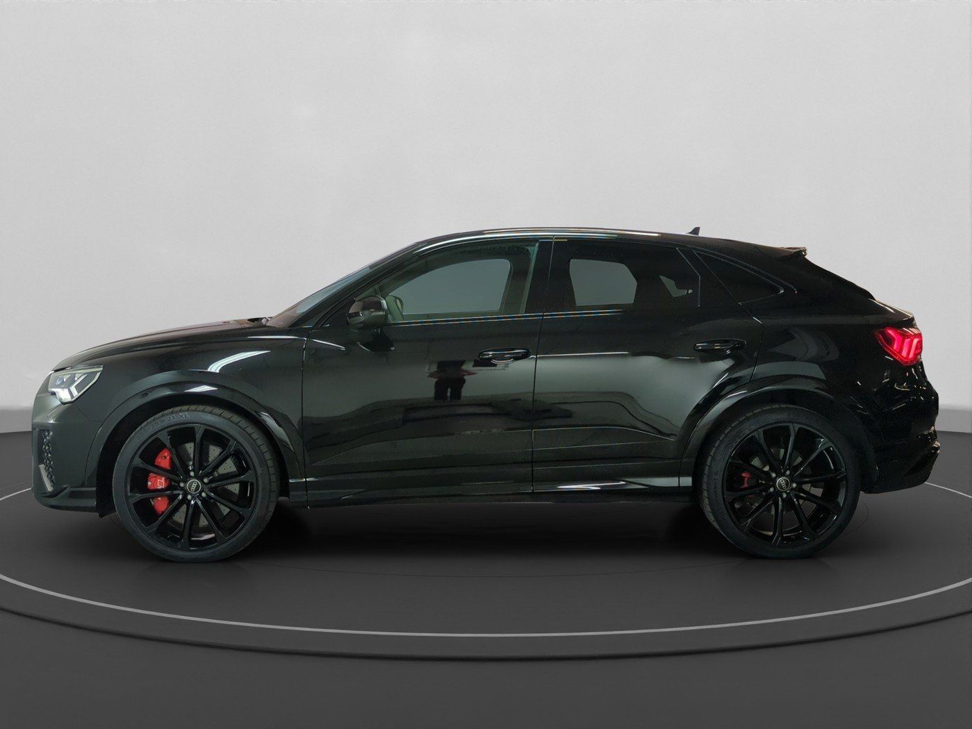 Audi RS Q3 Sportback 2.5 TFSI quat S tronic Vmax 280 foto 3