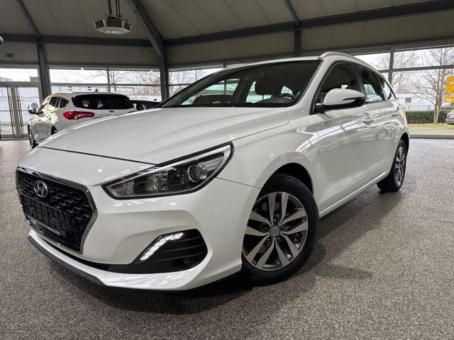 Hyundai i30 Kombi 1.6CRDi Trend AppleCar DAB Winter RfK