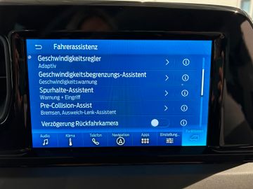 Ford Tourneo Courier Titanium AHK