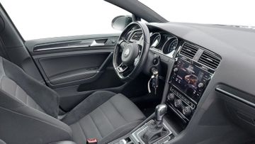 Volkswagen Golf - 11