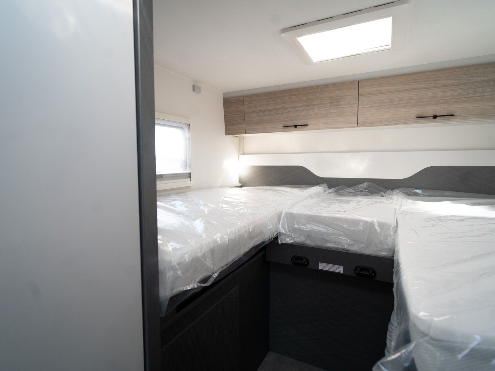 Fahrzeugabbildung Etrusco T-Modell Base 6.9 SB Markise*Hubbett*MJ 2026