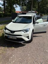 Toyota RAV 4.   2,5 L.    4x4.   AHK - Toyota RAV 4 in Bremen
