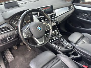 BMW 218 Active Tourer - 10