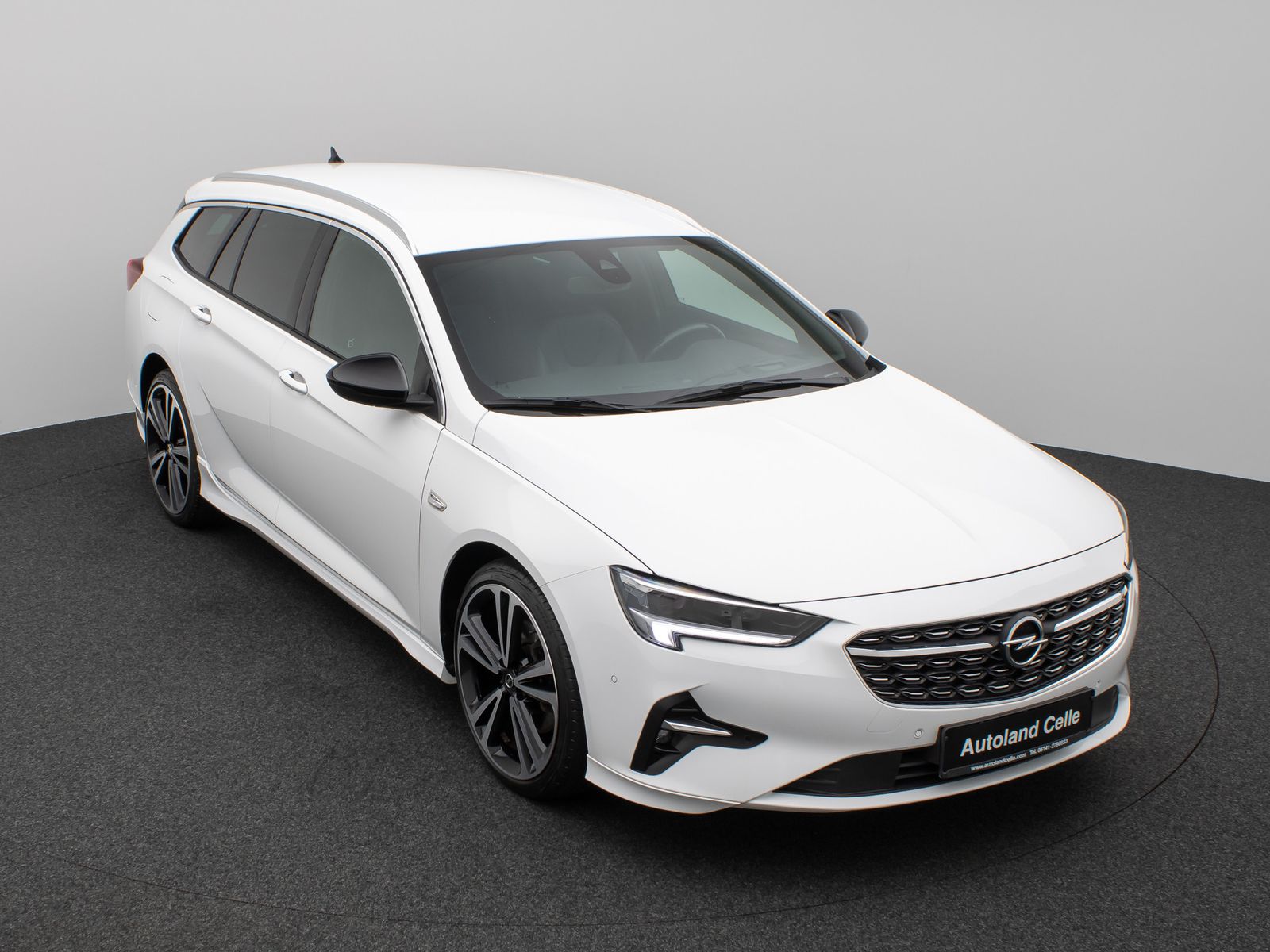 Fahrzeugabbildung Opel Insignia B Sports Tourer GS Line Plus 4x4 Kamera