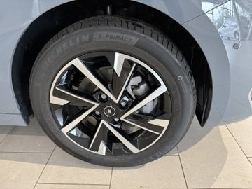 Fotografie 4 des Opel Corsa 1.2 Direct Injection Turbo GS