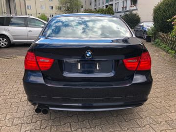 BMW 320 - 6