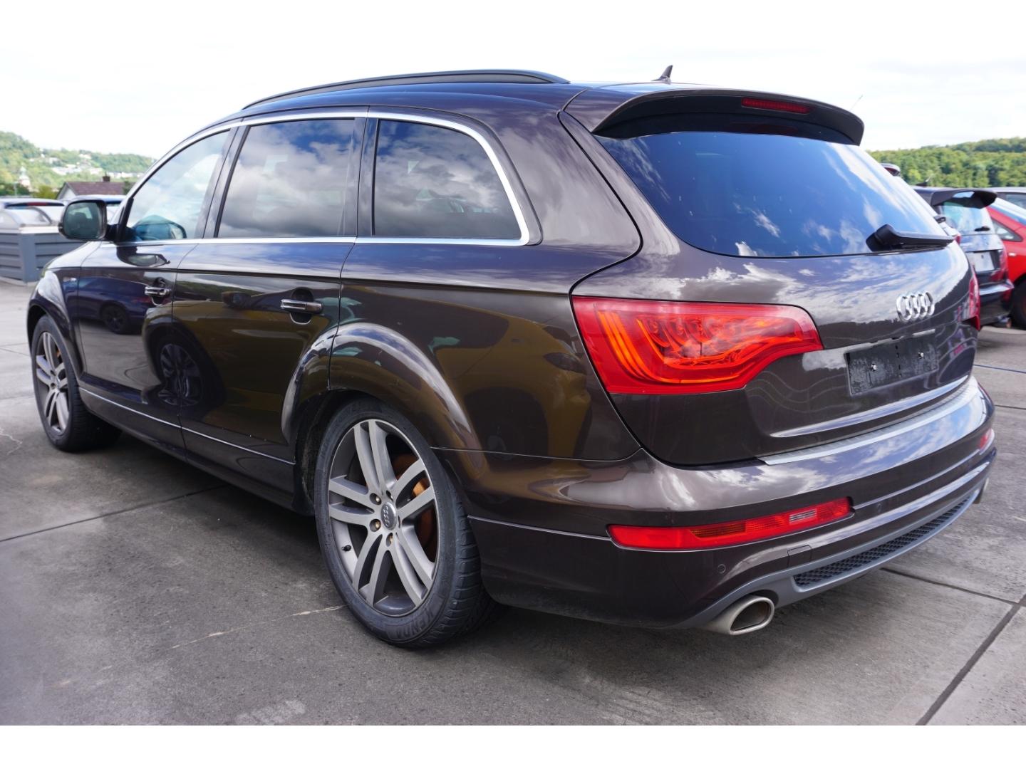 Audi Q7 3.0 TDI quattro DPF 7-Sitzer Pano AHK Xenon 2