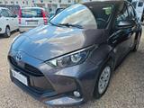 Toyota Yaris 1.5 Hybrid 5 porte Business - Behindertengerechte Toyota Yaris