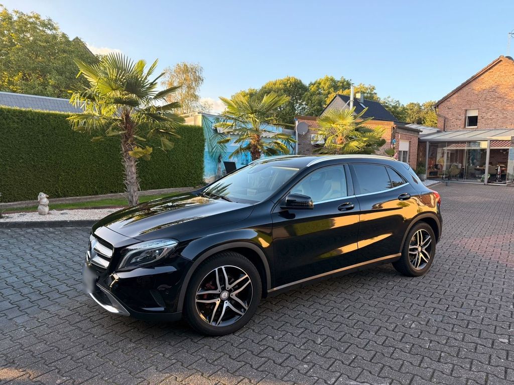 Image of Mercedes-Benz GLA 200