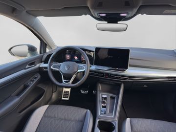 Volkswagen Golf - 5