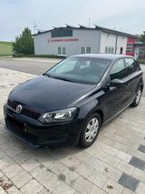 Volkswagen Gepflegter VW Polo 6R Tüv bis DEZ 2026 - Volkswagen Polo: De