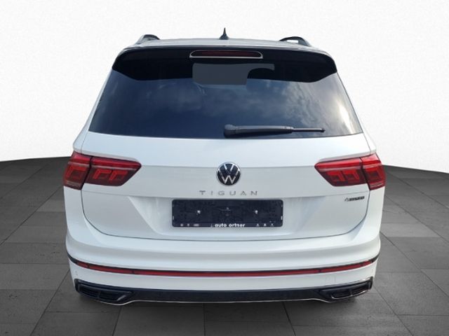 Fahrzeugabbildung Volkswagen Tiguan R-LINE 2,0 TDI DSG 4MOTION PANO AHK EASY