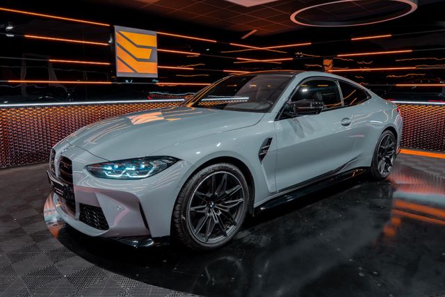 BMW M4 Coupe Competition*360°*HUD*Harman Kardon