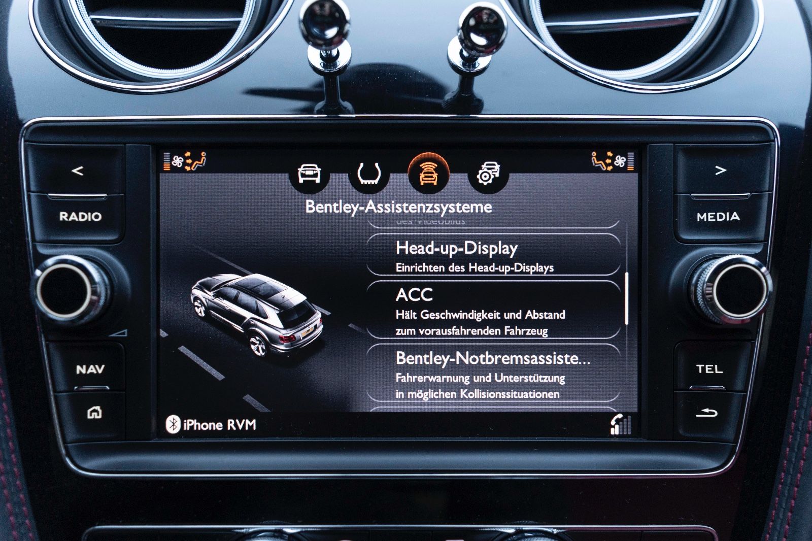 Fahrzeugabbildung Bentley Bentayga V8 HUD 360° MASSAGE ACC TOTW