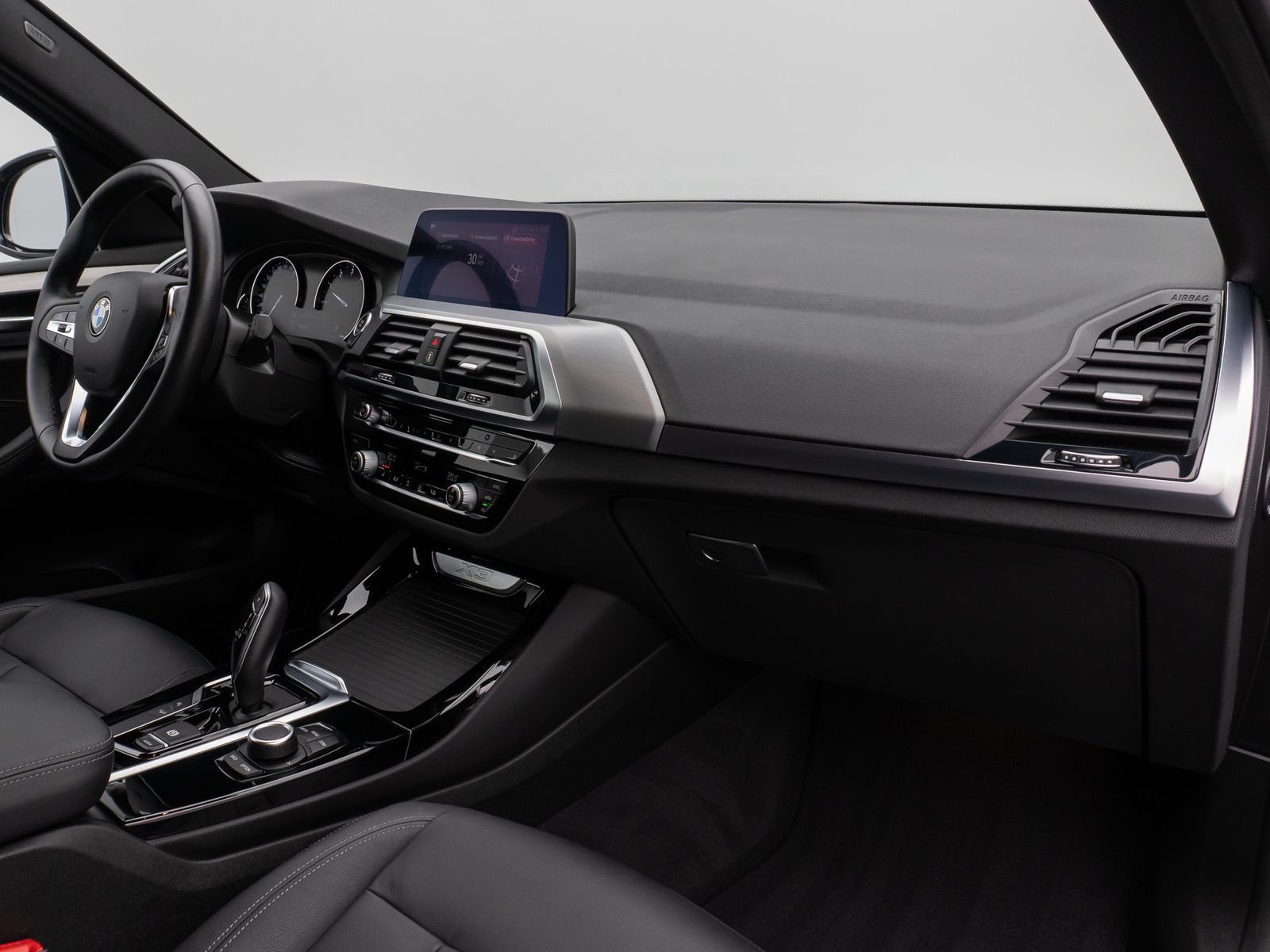 Fahrzeugabbildung BMW X3 xD20i ADVANTAGE DAB GeschwindigReg PDC Leder