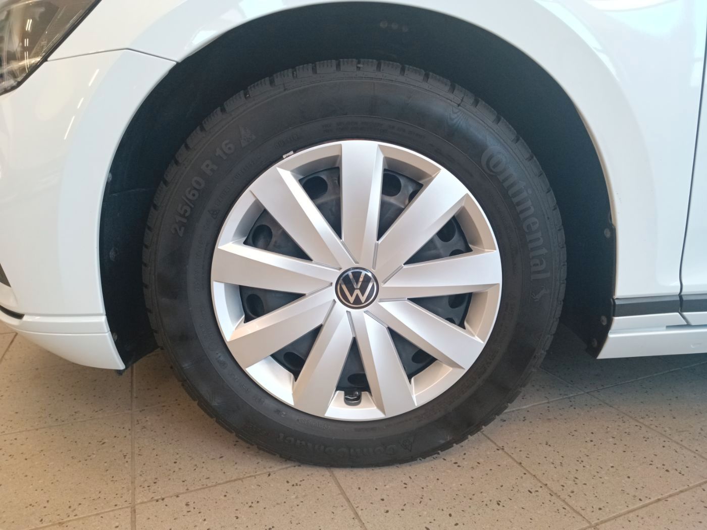 Volkswagen Passat Variant - Bild 8