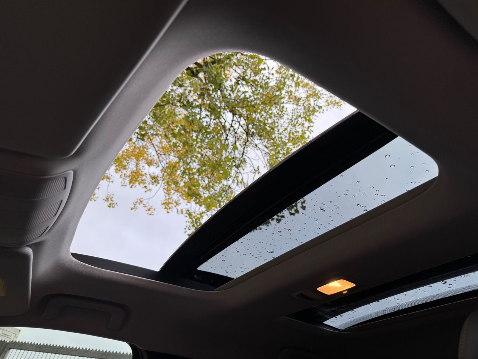 Fahrzeugabbildung Mitsubishi Eclipse Cross HEAD-UP*360-CAM*KEYLESS*AHK