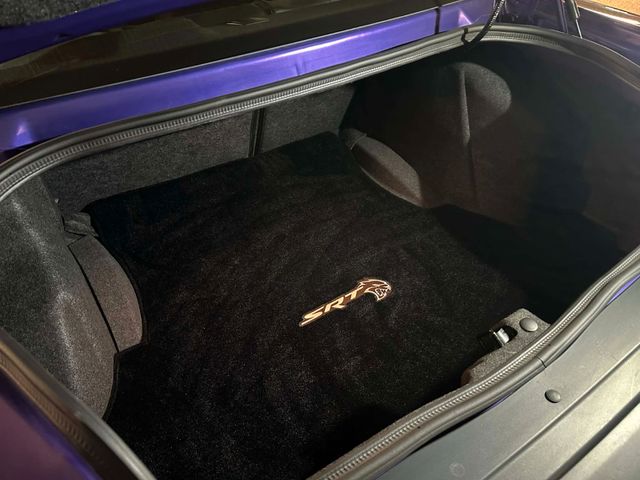 Dodge Challenger Hellcat aus Sammlung Schalter 1740KM!