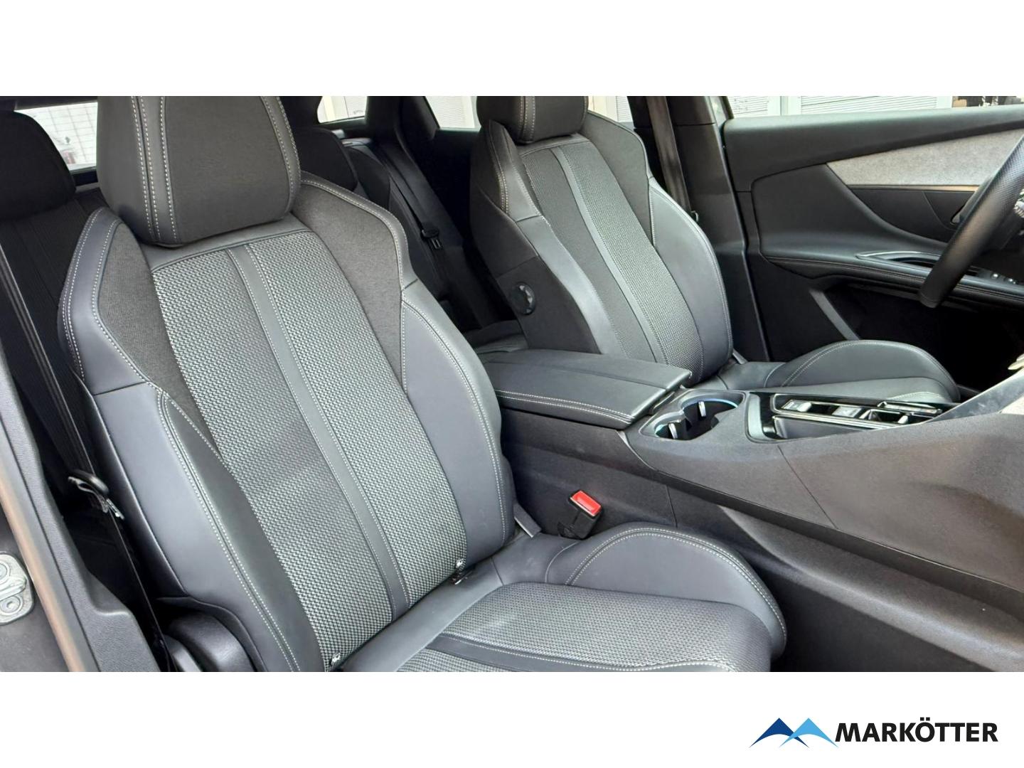 Peugeot 3008 GT 1.2 PureTech 130 EU6d/ACC/CAM/SHZ/BLIS