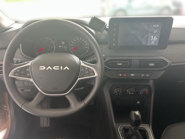 Fahrzeugabbildung Dacia Sandero Stepway Expression TCe 90 CVT Navi LED F