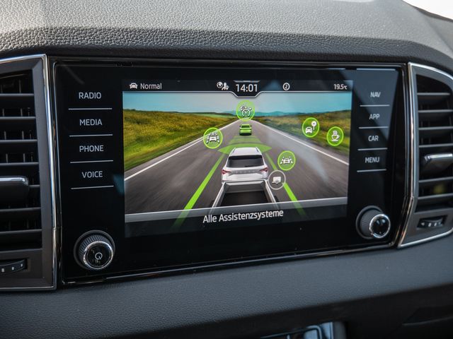 Karoq 1.5 TSI Selection PDC NAVI AHK ACC LED