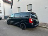 Lancia Voyager 2.8 MultiJet 16v Platinum Automatik ... - Lancia Voyager Gebrauchtwagen