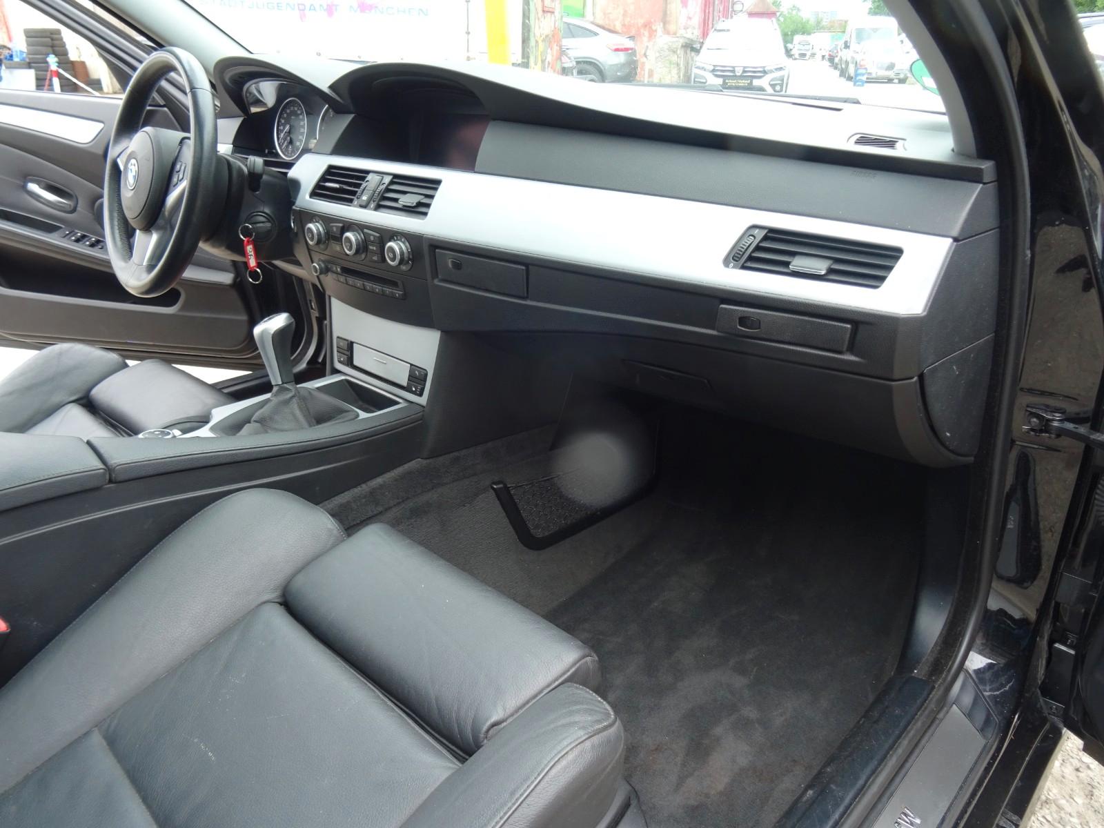 BMW 520 2009 — photo 9